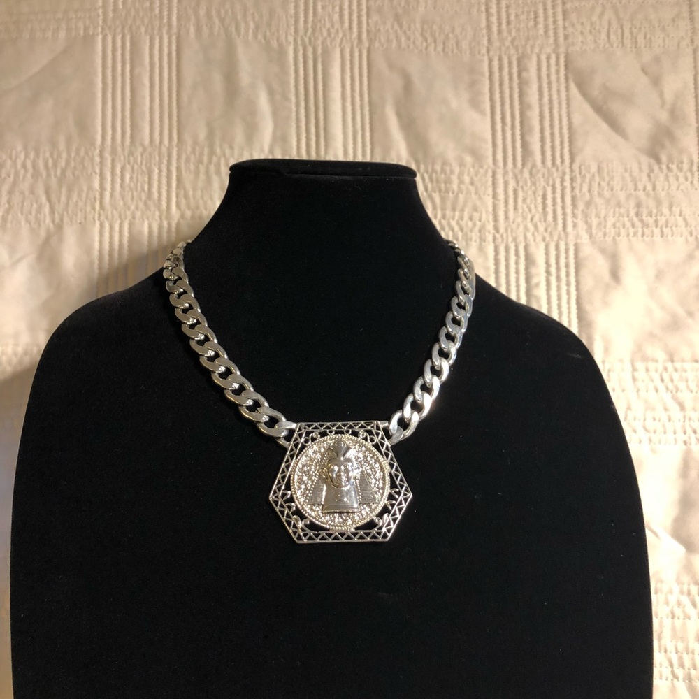 Fashion jewelry